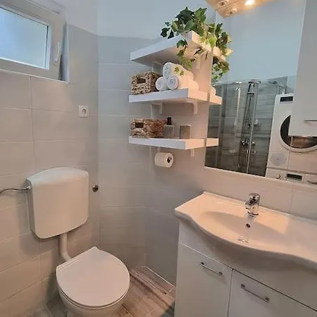 Apartamento Adora *